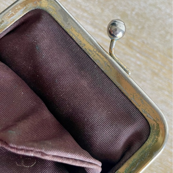 ***SOLD***Rare AUTHENTICITY GUARANTEED VTG LV Kisslock EyeglassCaseCigaretteCase - Picture 10 of 16